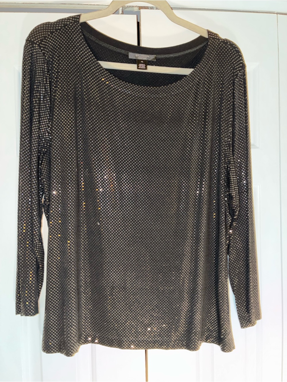 Black St John “caviar” sequin top, size XL great condition